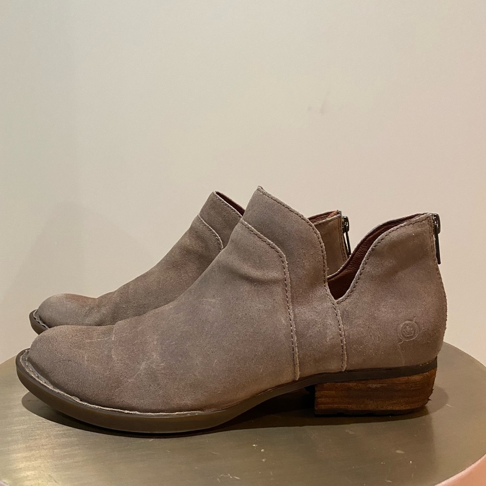 Born Kerri Ankle Booties Tan Size 8